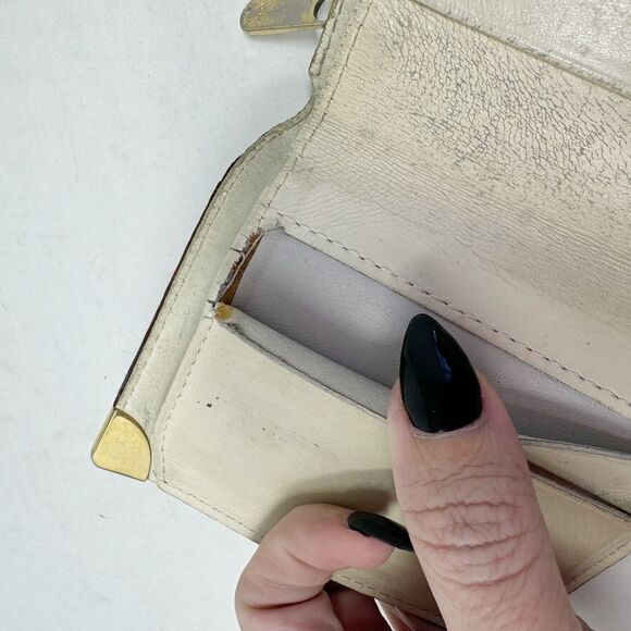 LOUIS VUITTON | Authentic Suhali Compact Leather Wallet with Zipper & Snap - Picture 6 of 9